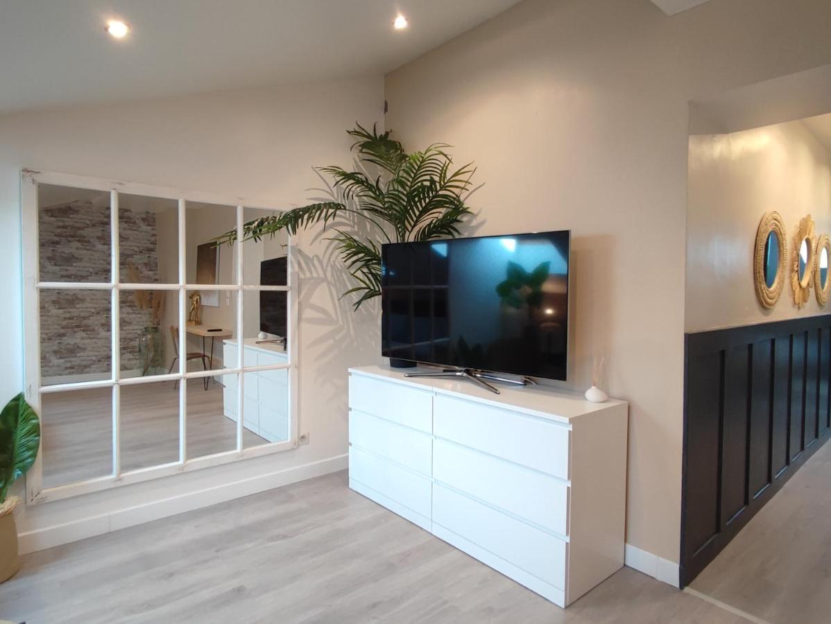 Ferienwohnung Le Marquis - T3 Standing 100M2 250 Metres Du Port Marseilles Exterior foto
